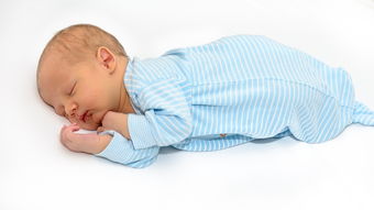 怀孕后肚脐眼凸出来是怎么回事生完能恢复吗